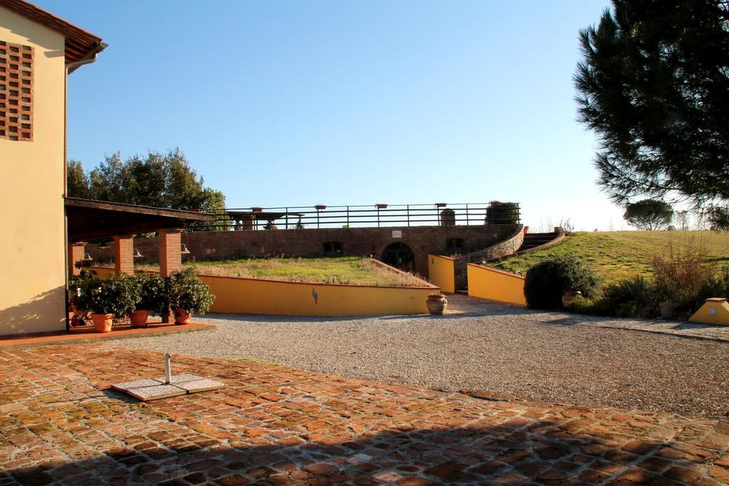 Agriturismo Le Docce Castelfiorentino Esterno foto