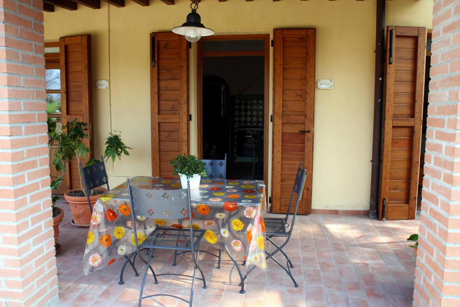 Agriturismo Le Docce Castelfiorentino Esterno foto