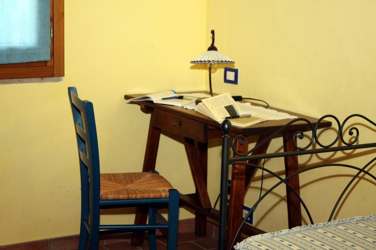 Agriturismo Le Docce Castelfiorentino Esterno foto